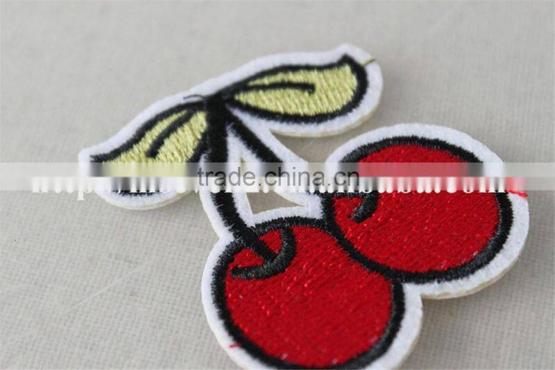 beautiful 5*5 cm embroidery mini cherry printting design trim custom leather patch
