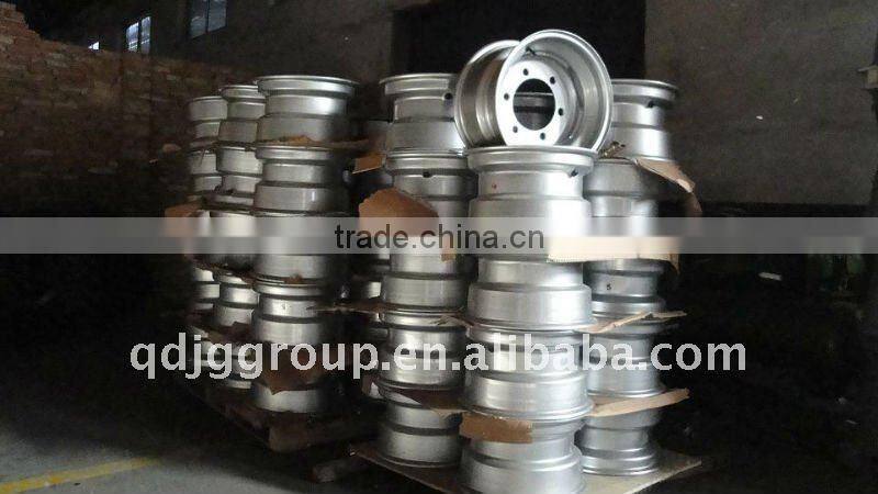 Implement wheel 9.00x15.3