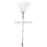 Rake with handle R120