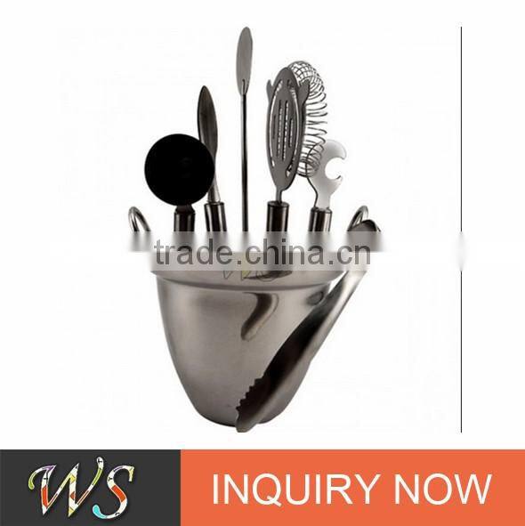 2017 famous high quality and popular cocktail shaker strainer set