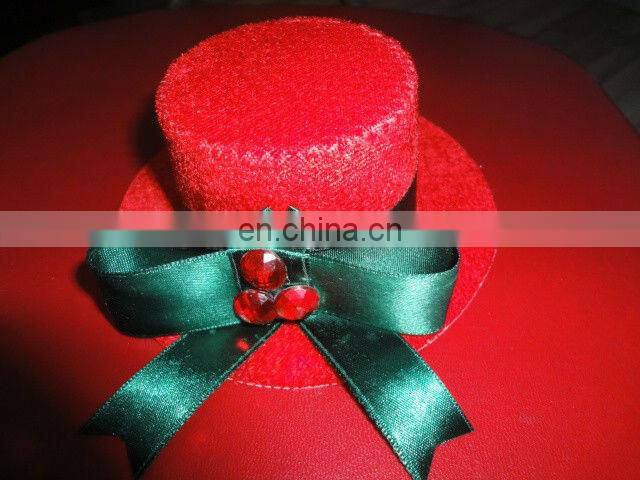 hats and carf for wine bottle #JPH09