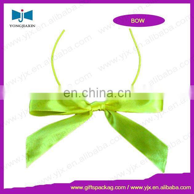 knots paper raffia bow with wire twist tie for box