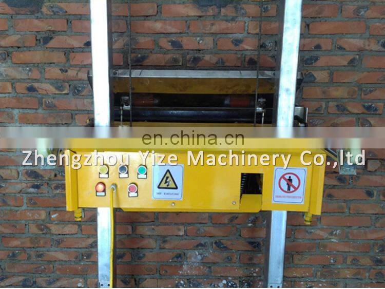 Automatic plastering machine for wall