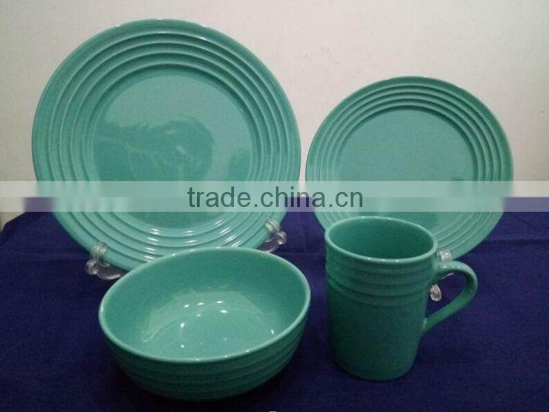 2016 new 16pcs embossed stoneware dinnerware set with low price