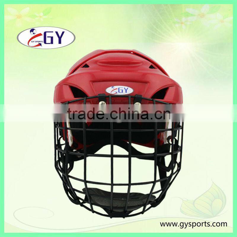 Ice hockey Players helmet with face mask lightweight and offers excellent visibility