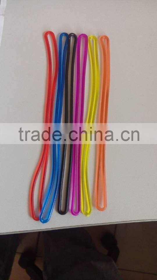 personalized maroon plastic loops (M-LP036)