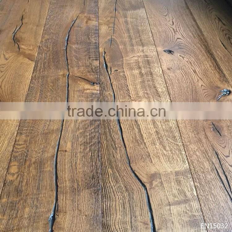 Distressed Oak Wide Plank Engineered Wood Floors