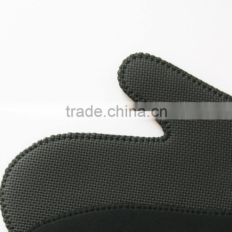 waterproof and heat-insulated neoprene oven mitts,microwave gloves