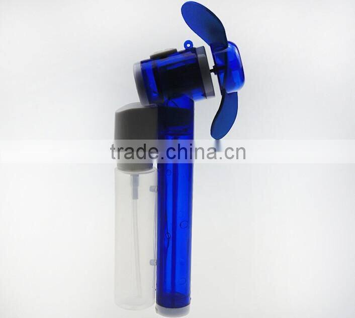 Best quality Mini usb mini desk fan with water mist Plastic Material water mist spray bottle fan
