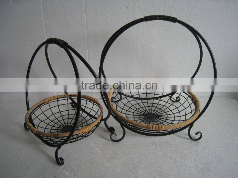 popular shabby chic anti black metal garden outdoor 2-tier fruit basket