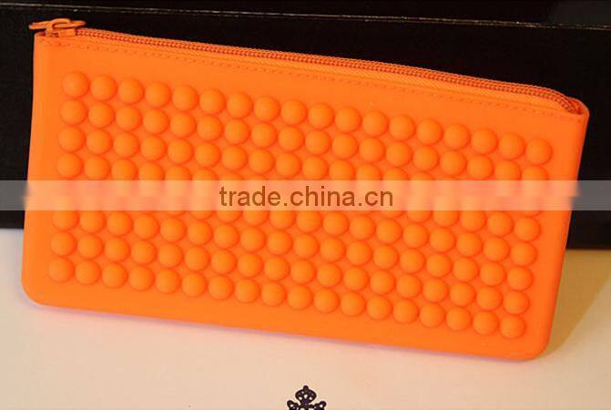 Custom Cheap Silicone Makeup Pouch With Zipper