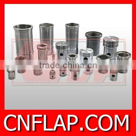 Chainsaw piston