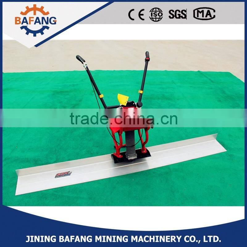 Smooth surface finishing machine aluminum vibratory concrete screed