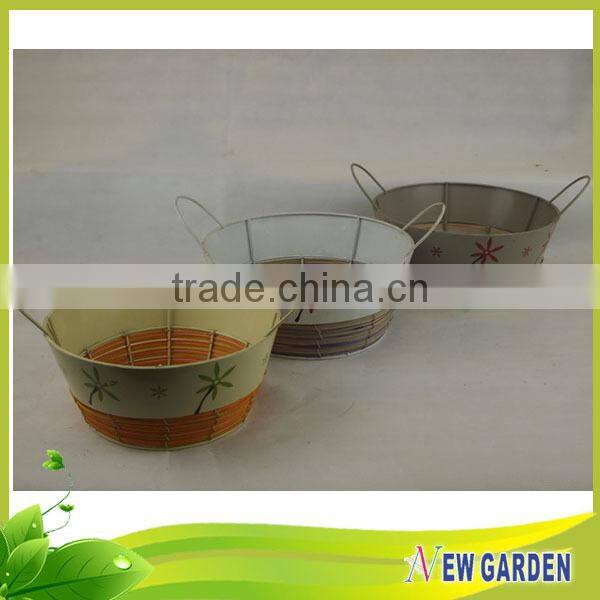 Functional Low Price Excellent Design Rattan And Metal Flower Pots Plastic Liners