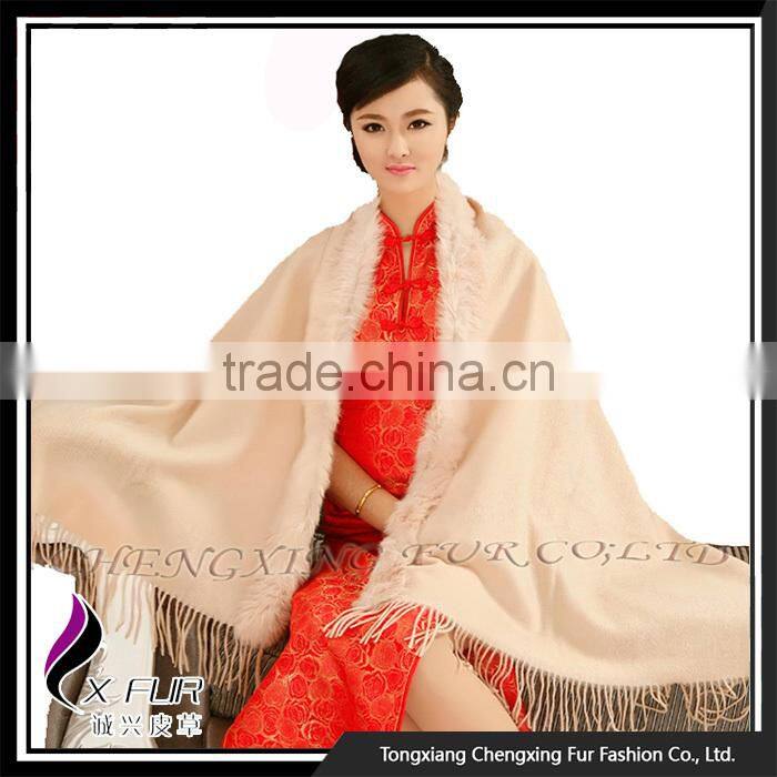 CX-B-P-41B Factory Price Cashmere Shawl Fur Trim Cape