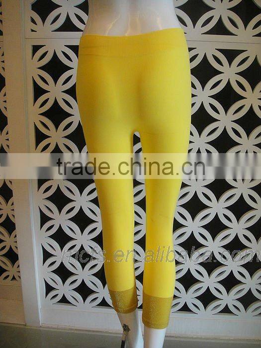 Hot women leggings yoga wear breathable seamless hot ladies' sexy leggings