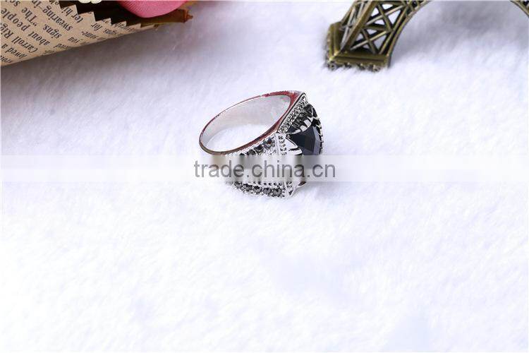 Fashion silver stone ring designs for men