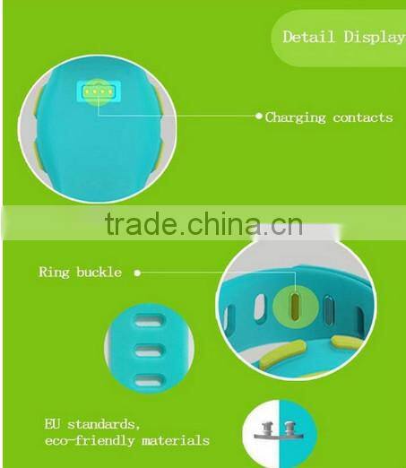 Mini gps tracker kids with small exterior and SOS function