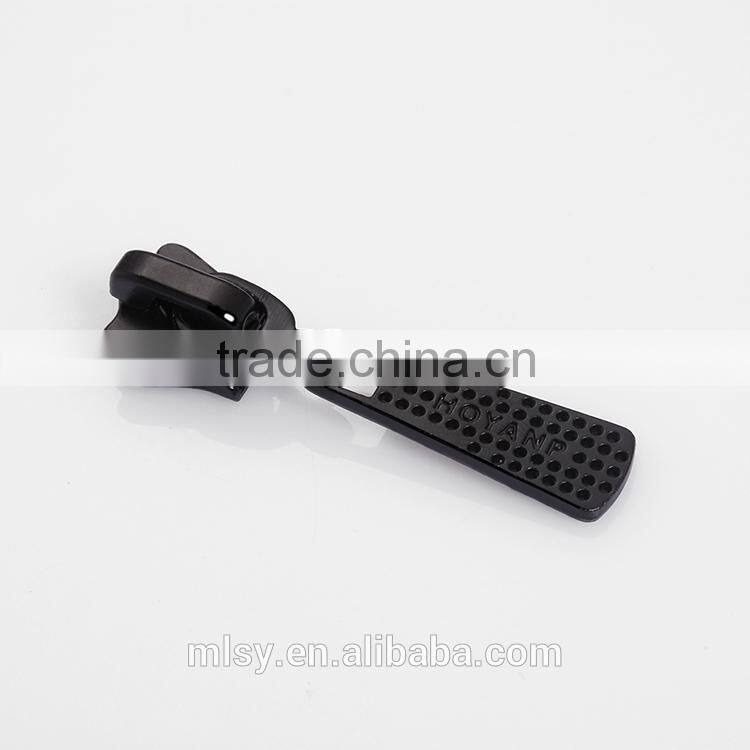 Special black zipper slider and pullers metal B1-80046