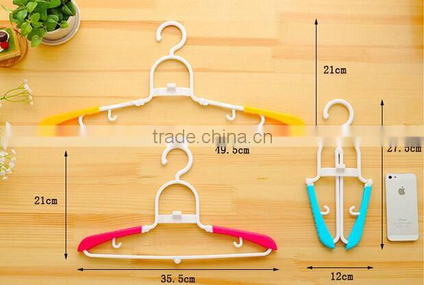 Magic Home Travel Portable Folding Plastic Clothes Hanger Shirt Drying Rack Hook