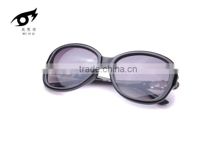 Factory direct selling fashion sun glasses frog mirror glasses