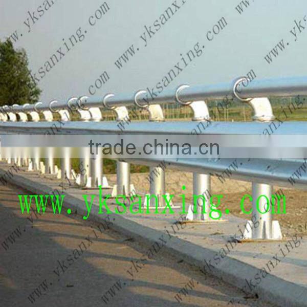 Made In China Freeway Guard Rail Equipment