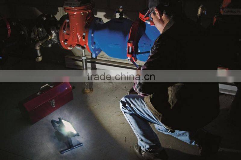 4000mah lion battery powered DC8.4V voltage 10w rechargeable led flood light