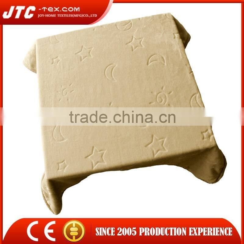 Products sell like hot cakes lightweight flannel blanket baby made in China