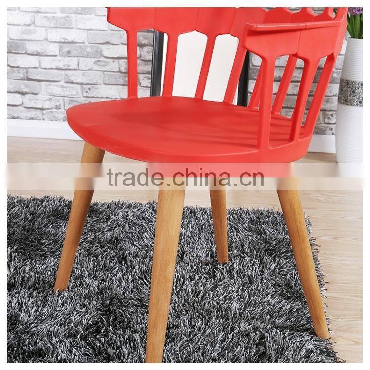 New Design Dining Room Plastic Chair With Wood Legs