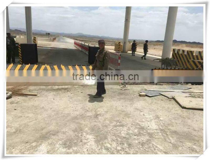 Hydraulic electronic heavy duty road barriercade parking blocker