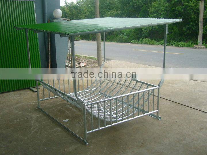 hot sale heavy duty square cattle hay feeder with roof for livestock
