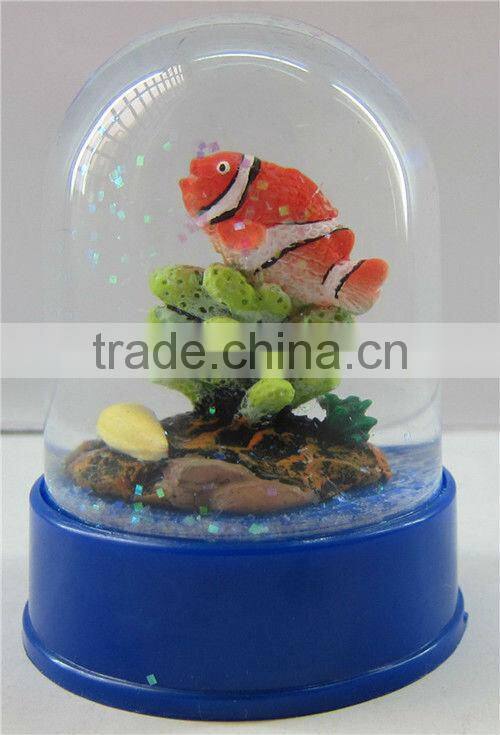 Plastic sea world goldfish snow globes