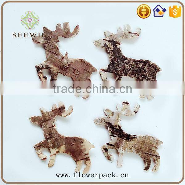 Small deer natural flower wood bark engraving
