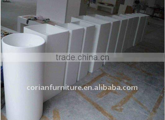 Free standing bathroom wash stand