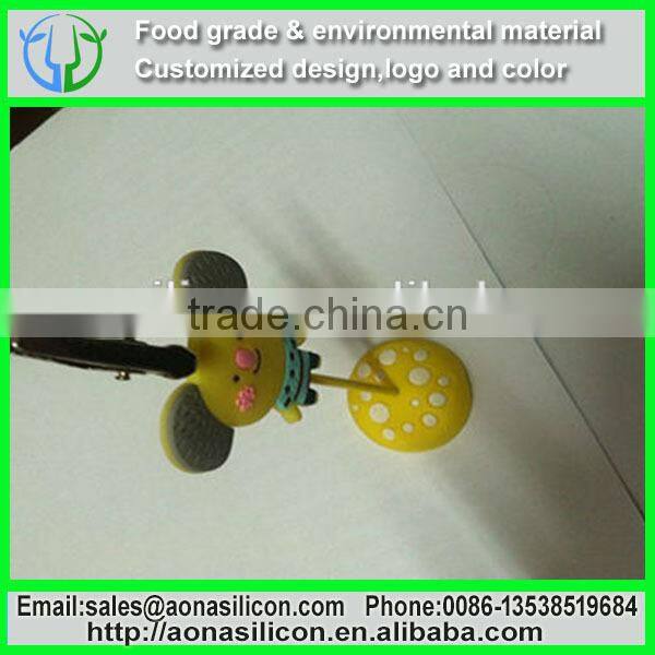 2015 Fashion pen stander, silicone decorative cartoon holder,