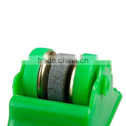 Convenient Double Grinding Wheels Kitchen Knife Sharpener