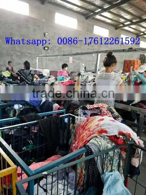 wholesale cream used clothes in China
