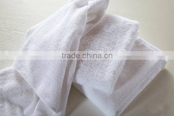 100% Cotton 16S 550gsm white plain design 70*140 hotel bath towel