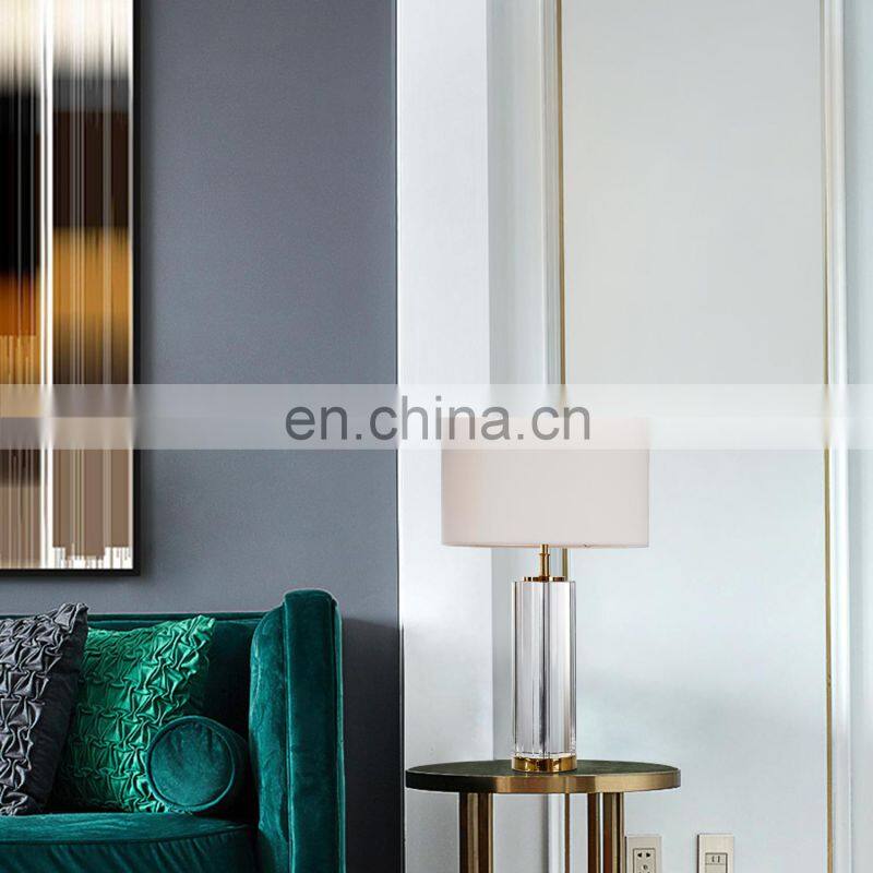 Newest High End Design Gold Metal Crystal Column Table Lamp For Restaurant Villa Home Bedroom