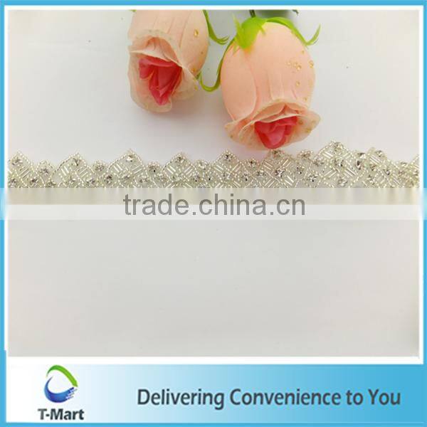 2015 factory of embrodery crystal applique trimming