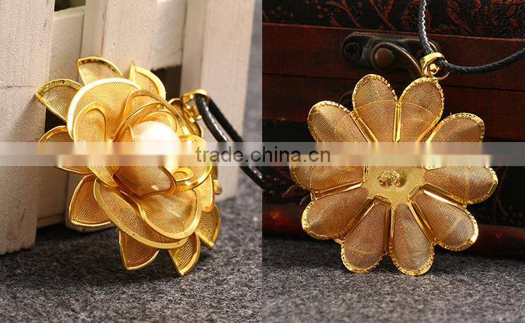 2016 Trending Hot Products Sweater Flower Necklace Pearl Necklace For Women