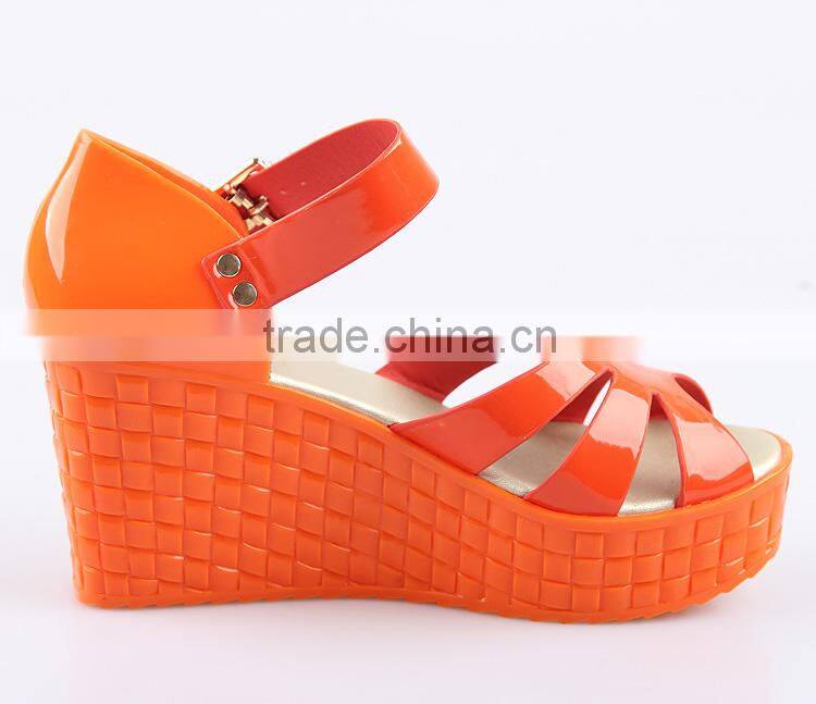 Newest design 2016 summer pvc upper jelly sandals dress shoes orange sandals from Chictrend melissa sandals