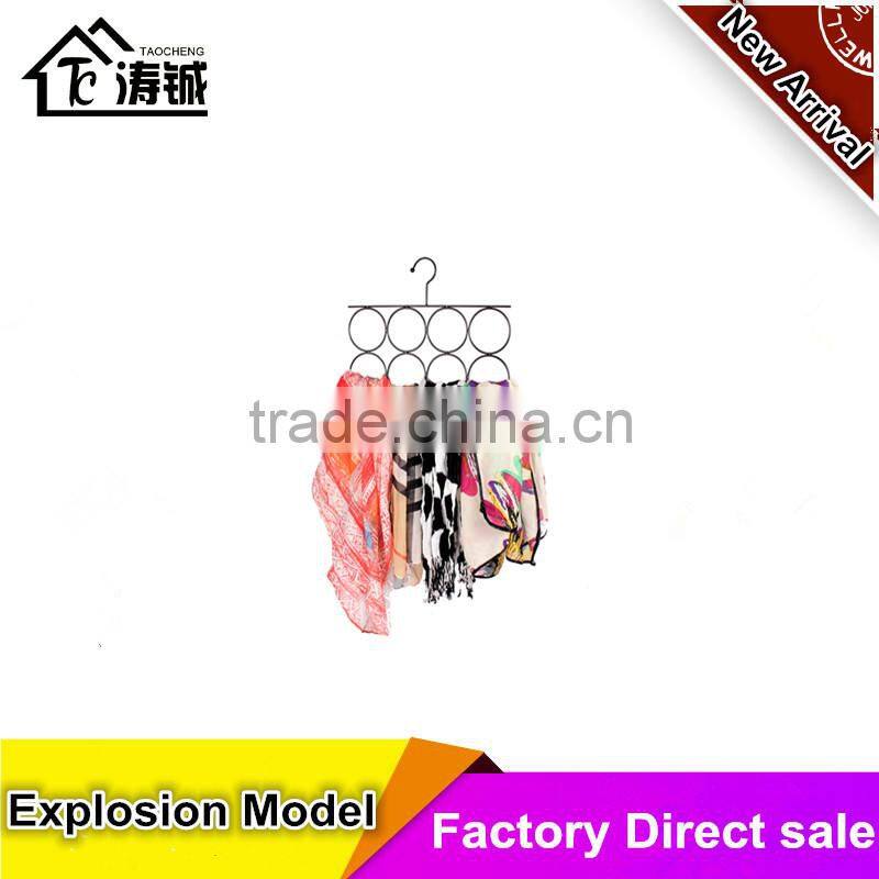 2015 Latest 6 holes Metal wire Powder coating scarf rack