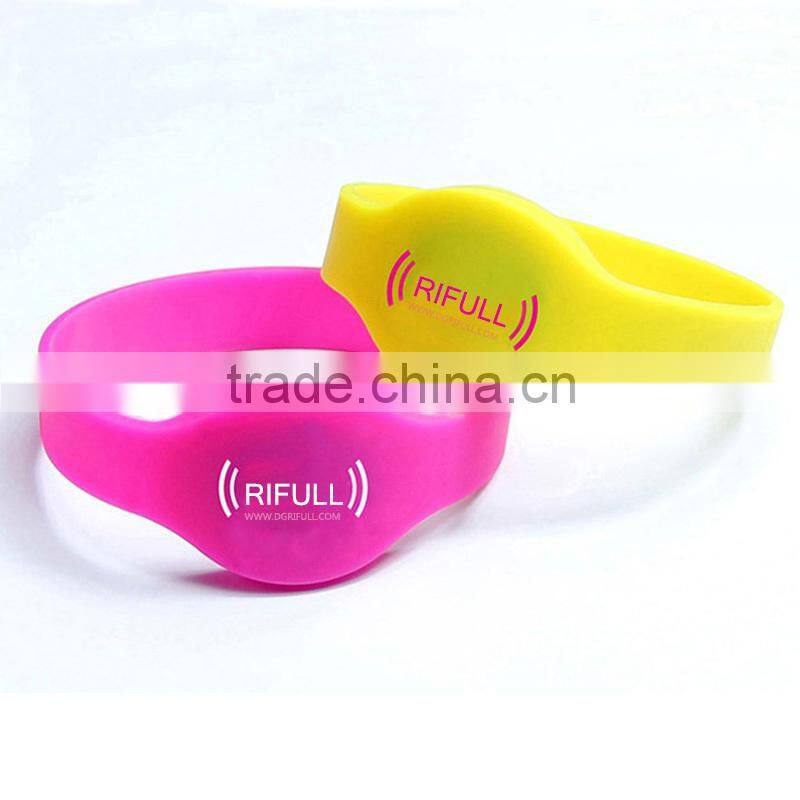 Waterproof Smart Silicone RFID Wristband for Event 2015