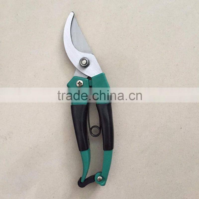 Lightweight pruner for gardening with plastic coated handle for a comfortable grip