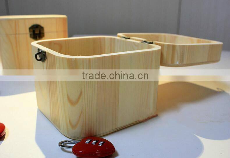 Eco-friendly wood locked storage box