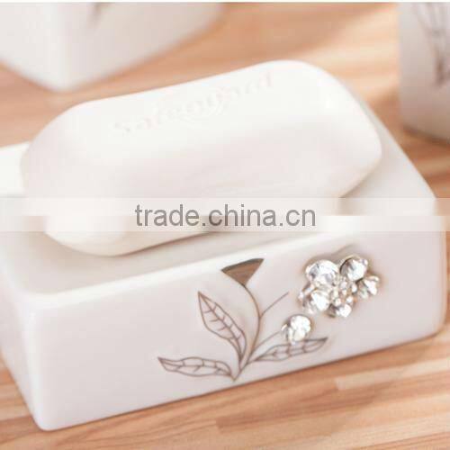 square ceramic bathroom set