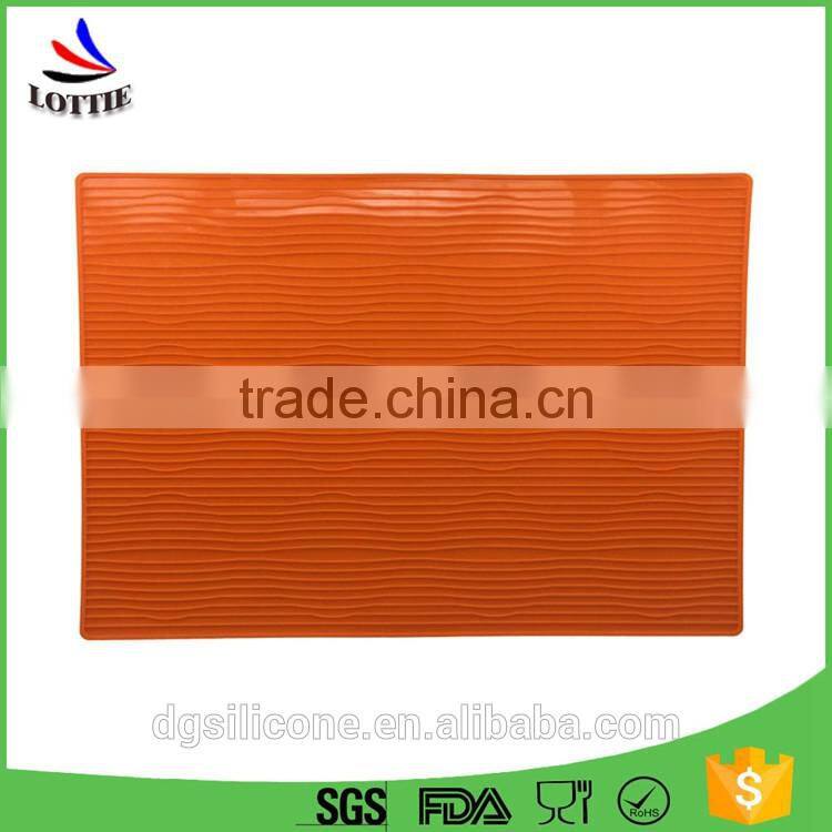 China manufacturer custom silicone dab mat heat resistant silicone mat/custom silicone mat with custom printing