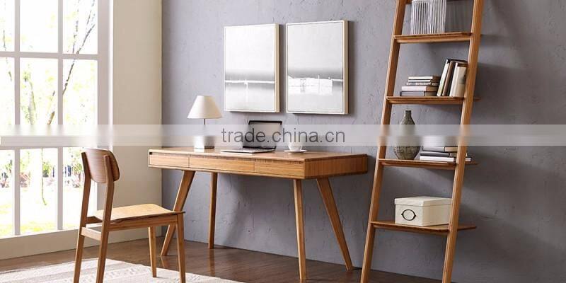 Modern style of 100% Solid Bamboo Currant Leaning Shelf