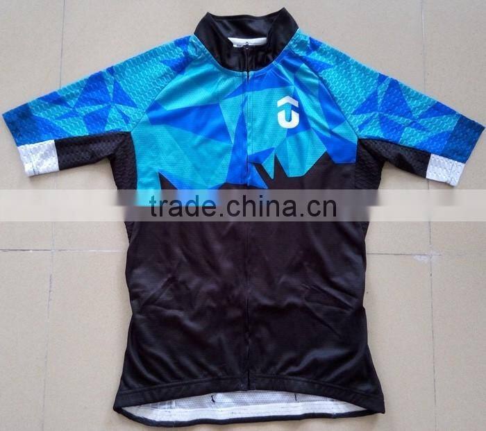 Kroad Sportswear cycling jersey kit with customized brand/artwork